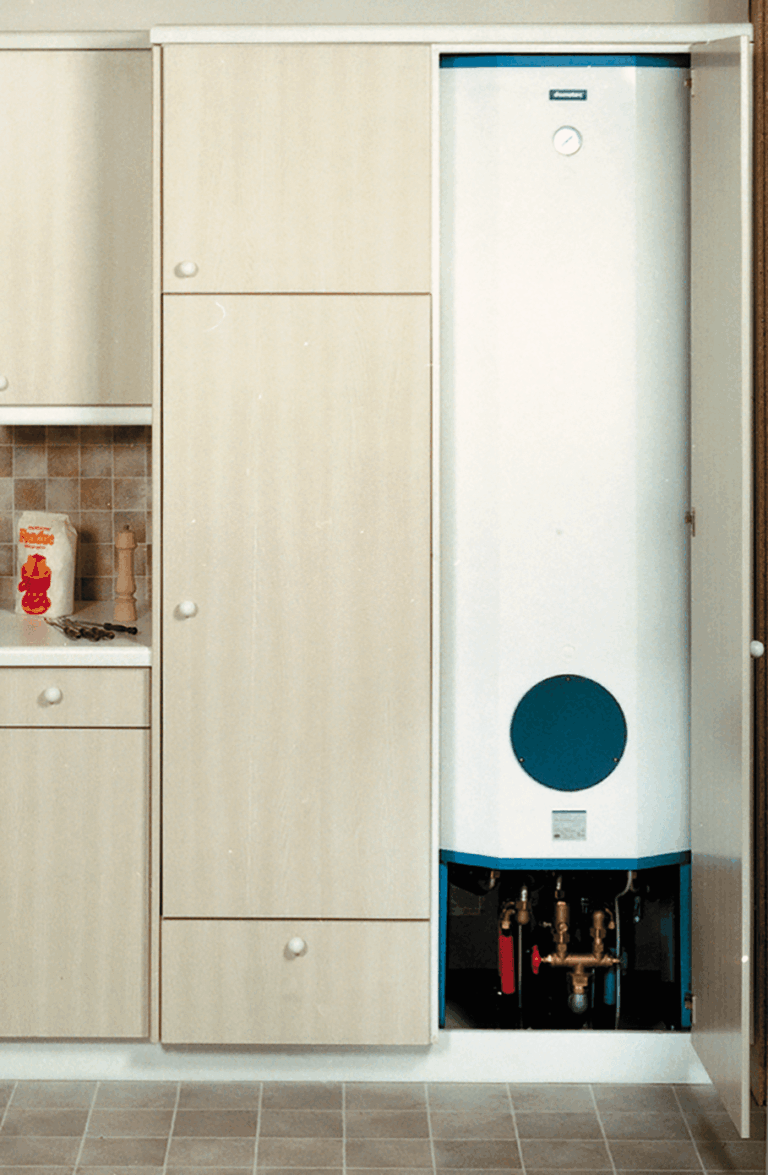 Domotec Einbau-Wassererwärmer 200 l (E 200 K 82) mit Keramik-Heizkörper 400 V~ 2.0 kW