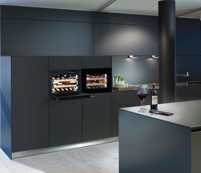 Liebherr Einbau-Weinschrank WKEgb 582-26 (9969115510)