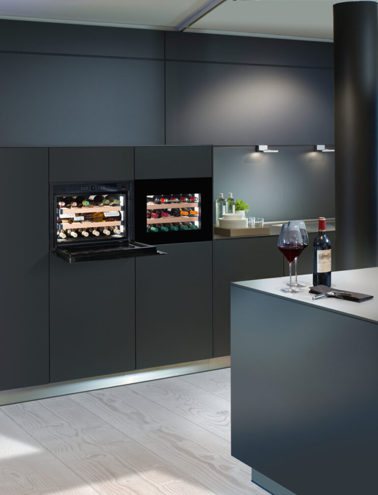 Liebherr Einbau-Weinschrank WKEgb 582-26 (9969115510)